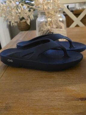 Navy Oofos  Flip Flop Sandals